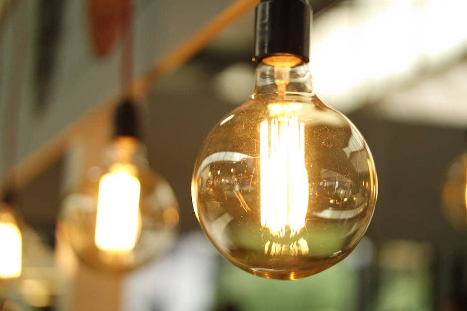 How to Ensure Compliance with Fluorescent Lamp Recycling Regulations