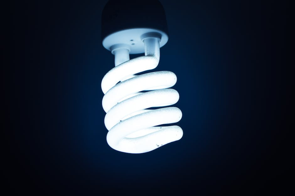 How Fluorescent Lamp Recycling Can Save You Money