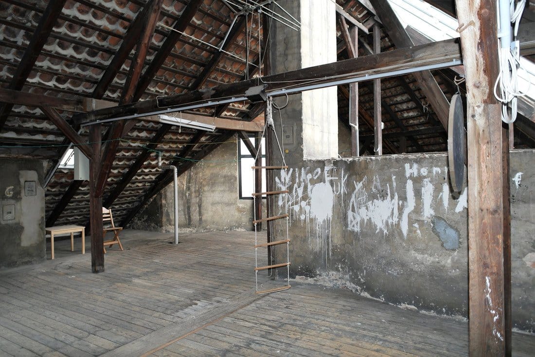 abandoned-3101213-1920_orig